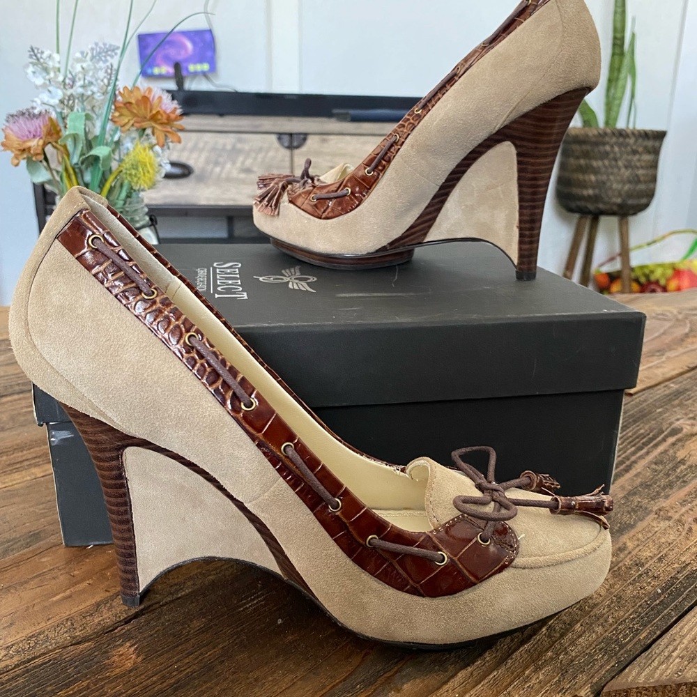 Creative Creations Giovanna taupe pump shoes